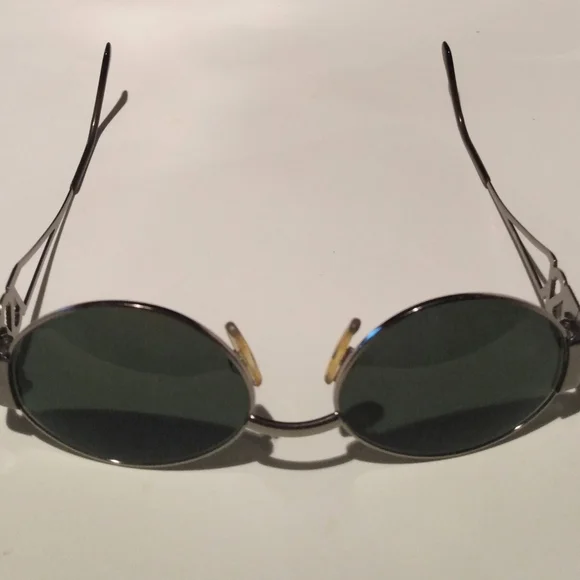 Yves Saint Laurent 1990 Women's Vintage Sunglasses - Picture 12 of 16